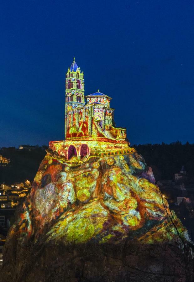 Studio - Baignoire - Pret De Vtt - Lave Linge Le Puy-en-Velay Exteriör bild